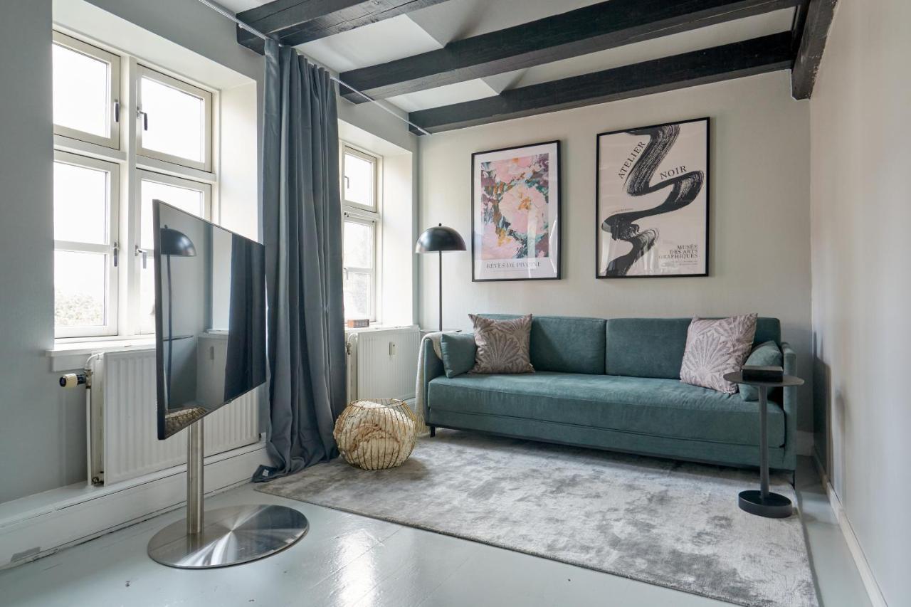 Apartamento Unique 2 Bedroom Duplex W Exposed Beams In Cph