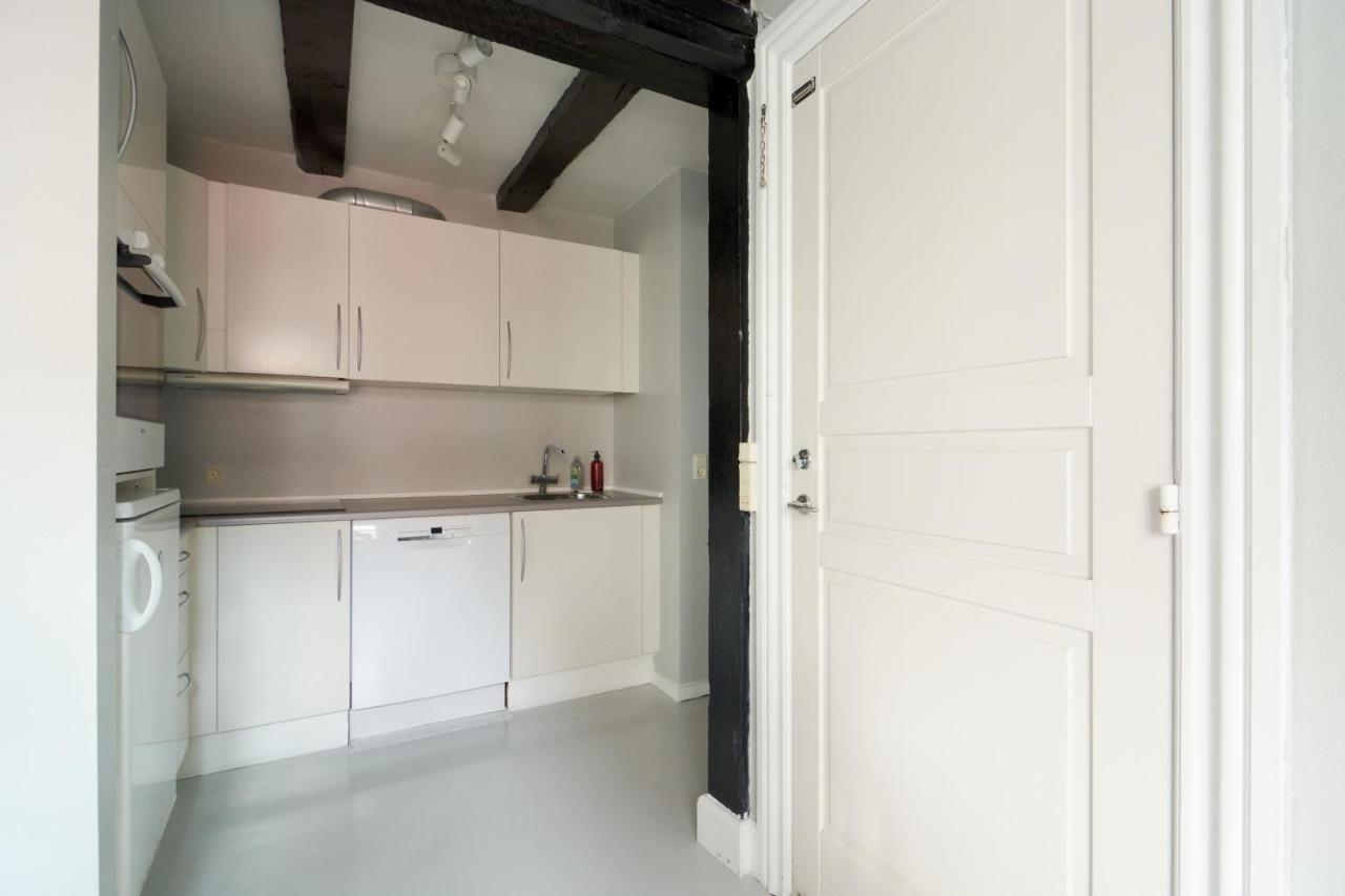 Unique 2 Bedroom Duplex W Exposed Beams In Cph * Copenhaga